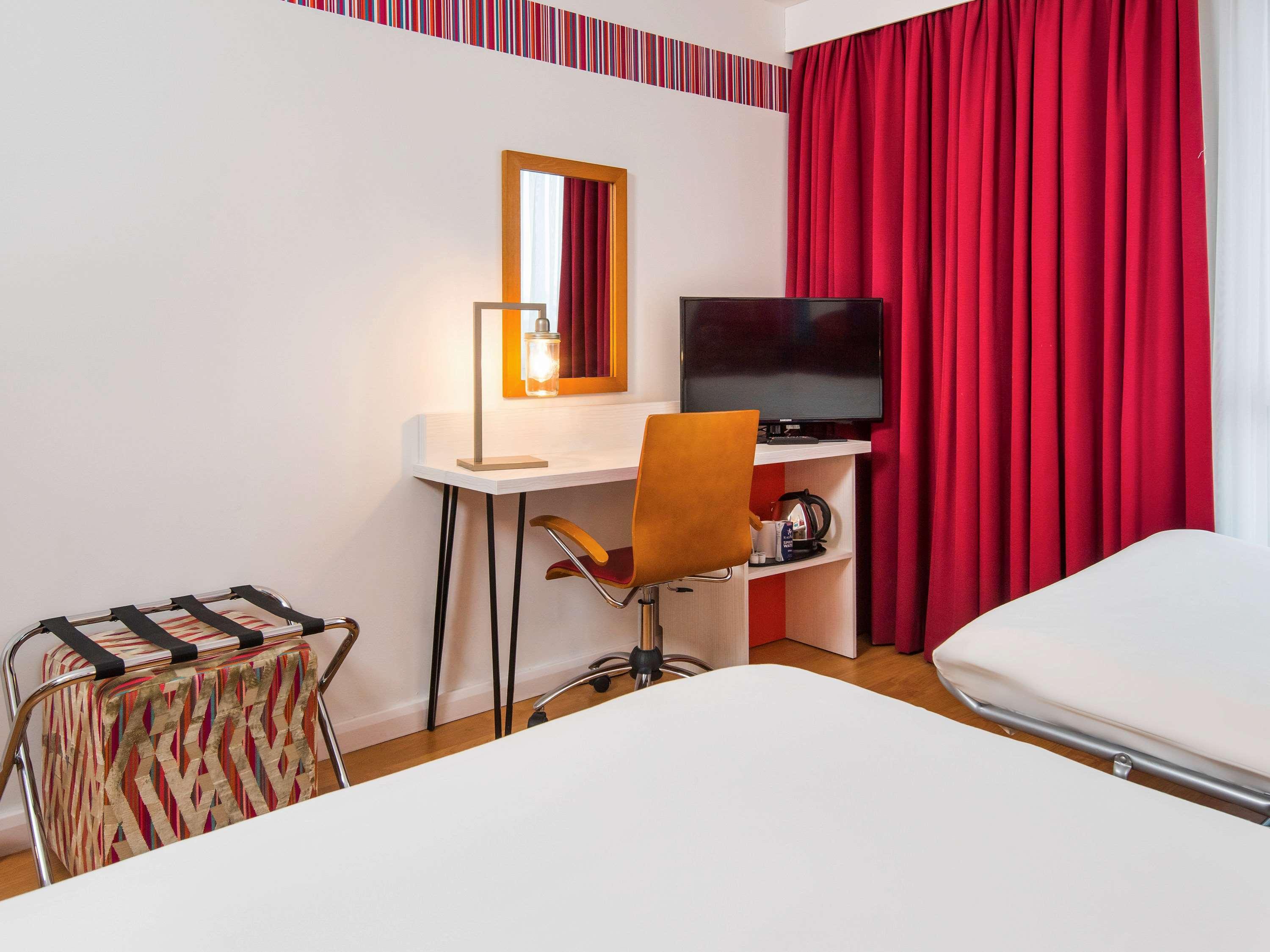 Ibis Styles Barnsley Hotel Екстериор снимка