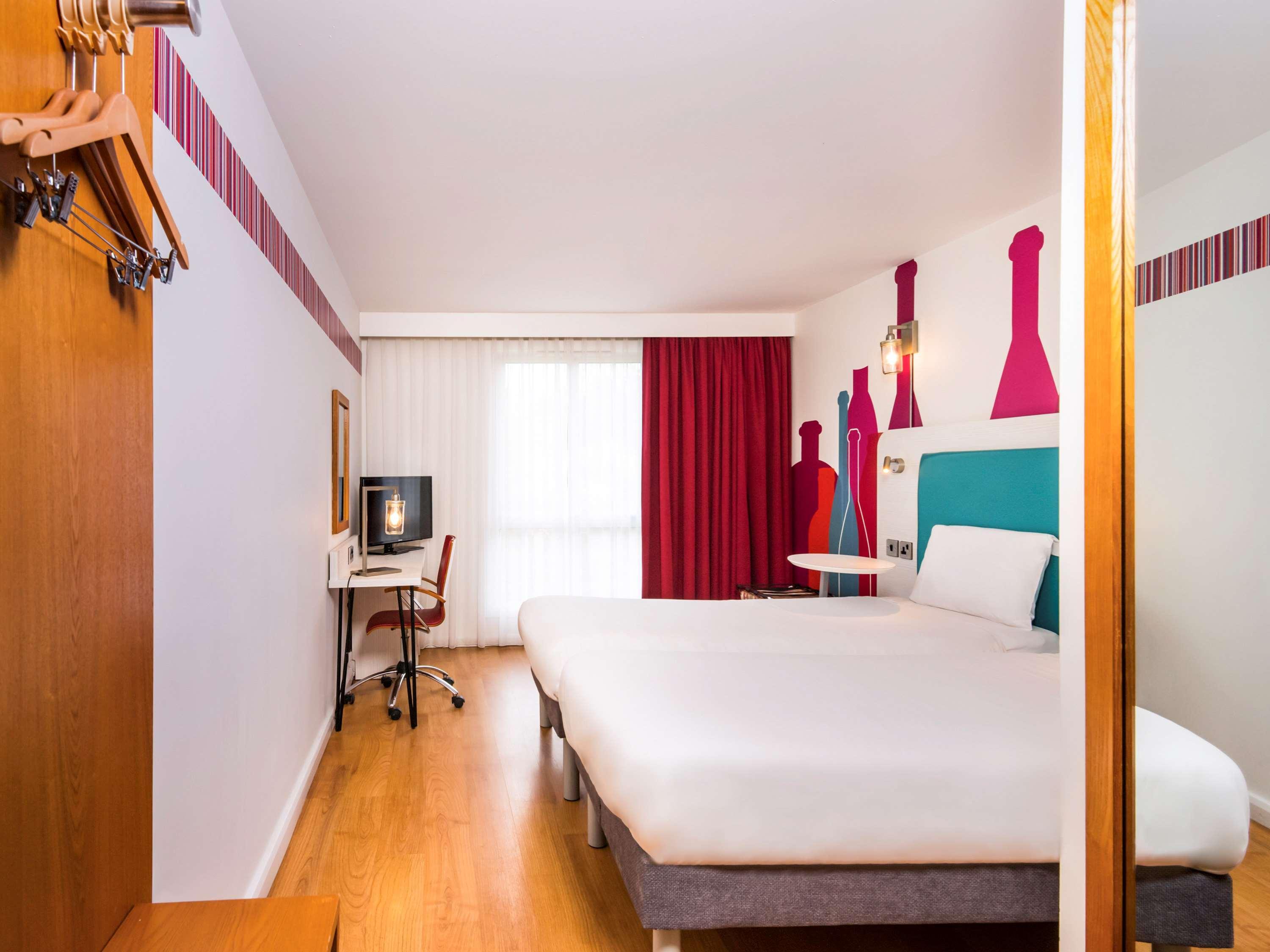 Ibis Styles Barnsley Hotel Екстериор снимка