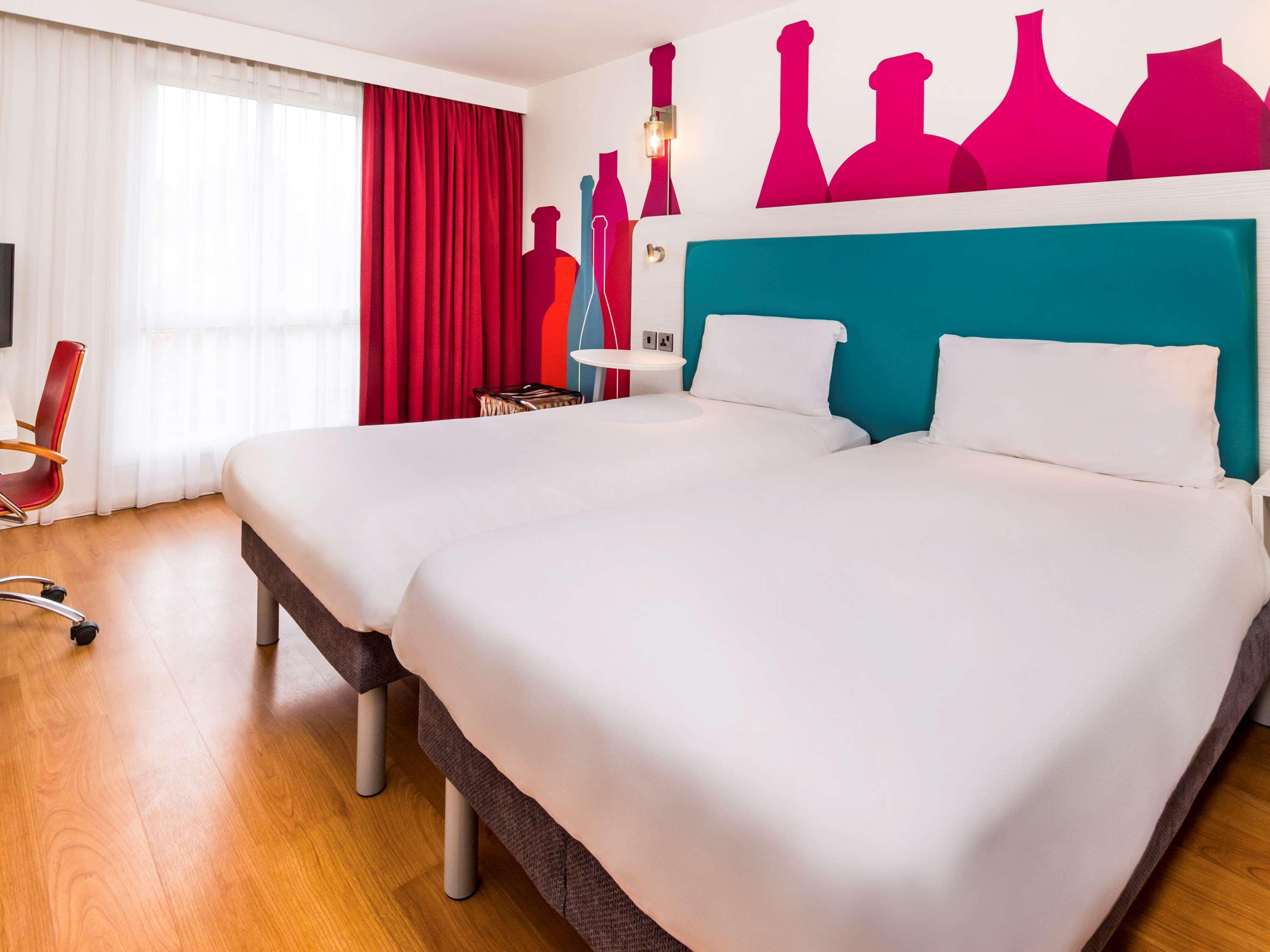 Ibis Styles Barnsley Hotel Екстериор снимка